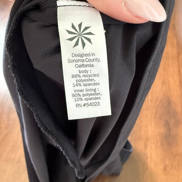 Athleta Stretch-In Skort Lightweight Sporty Tennis Activewear Golf Black Sz M - Picture 7 of 8